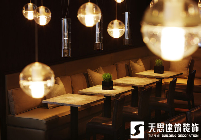 <a href=http://www.lhrhrjj.cn/anli/ target=_blank class=infotextkey>合肥工裝</a>公司